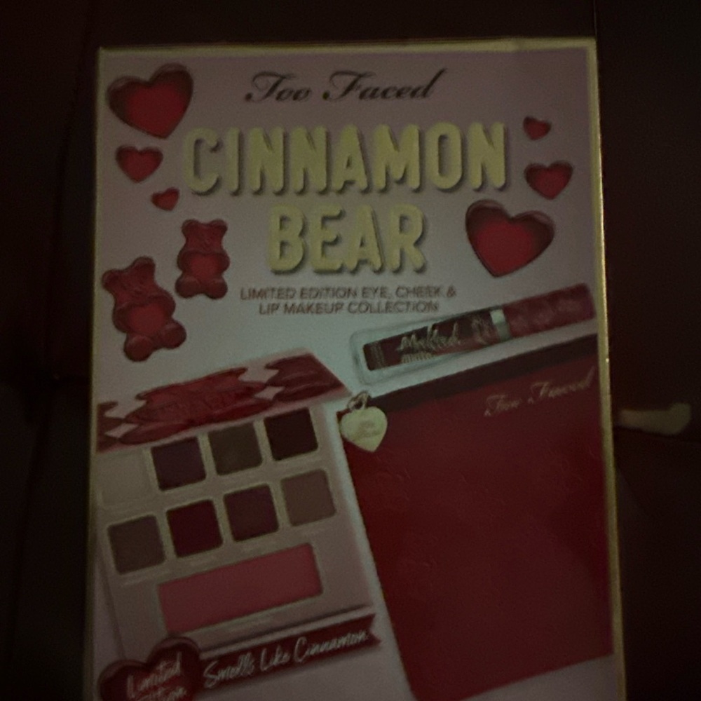 Too Faced Cinnamon Bear Makeup Set - Pink & Red Packaging Limited Edition